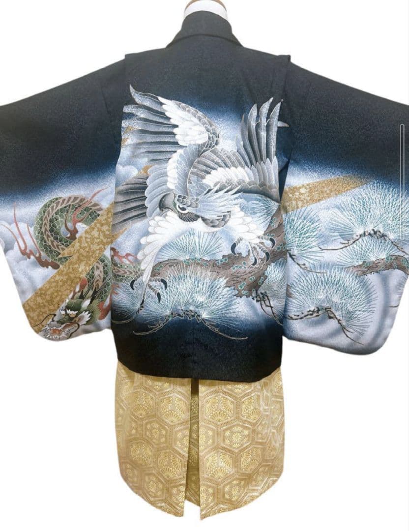 ☆七五三用☆お着物セット☆ 黒地　龍　鷹　富士山 着物　袴ゴールド　男児