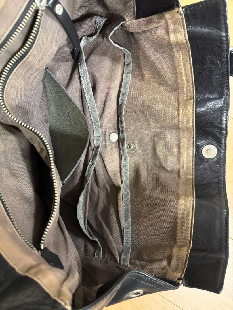 ヴィヴィアンウエストウッド ブラック　レザー　トートバッグ