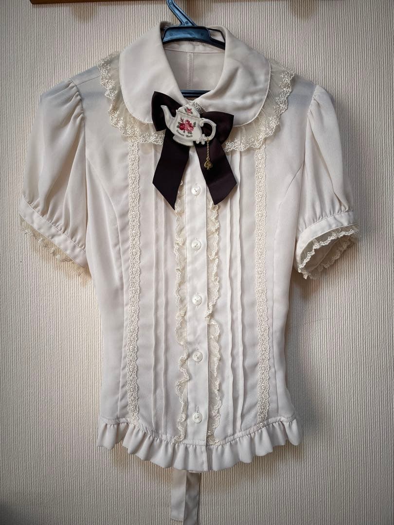 【美品】イノセントワールド ティーポットブラウス