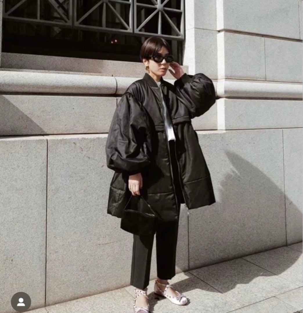 【週末限定値下】machatt トップサーモフォルムコート　中綿　ブラック