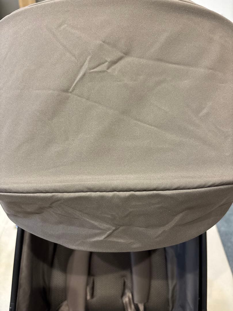 M ⌘ Viit ベビーカー ココアブラウン