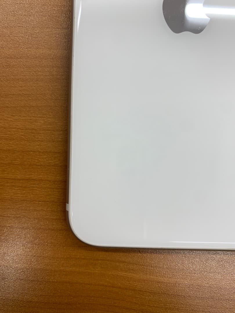 ポ*ム様 動作確認済 iPhone SE 第3世代 64GB C1003