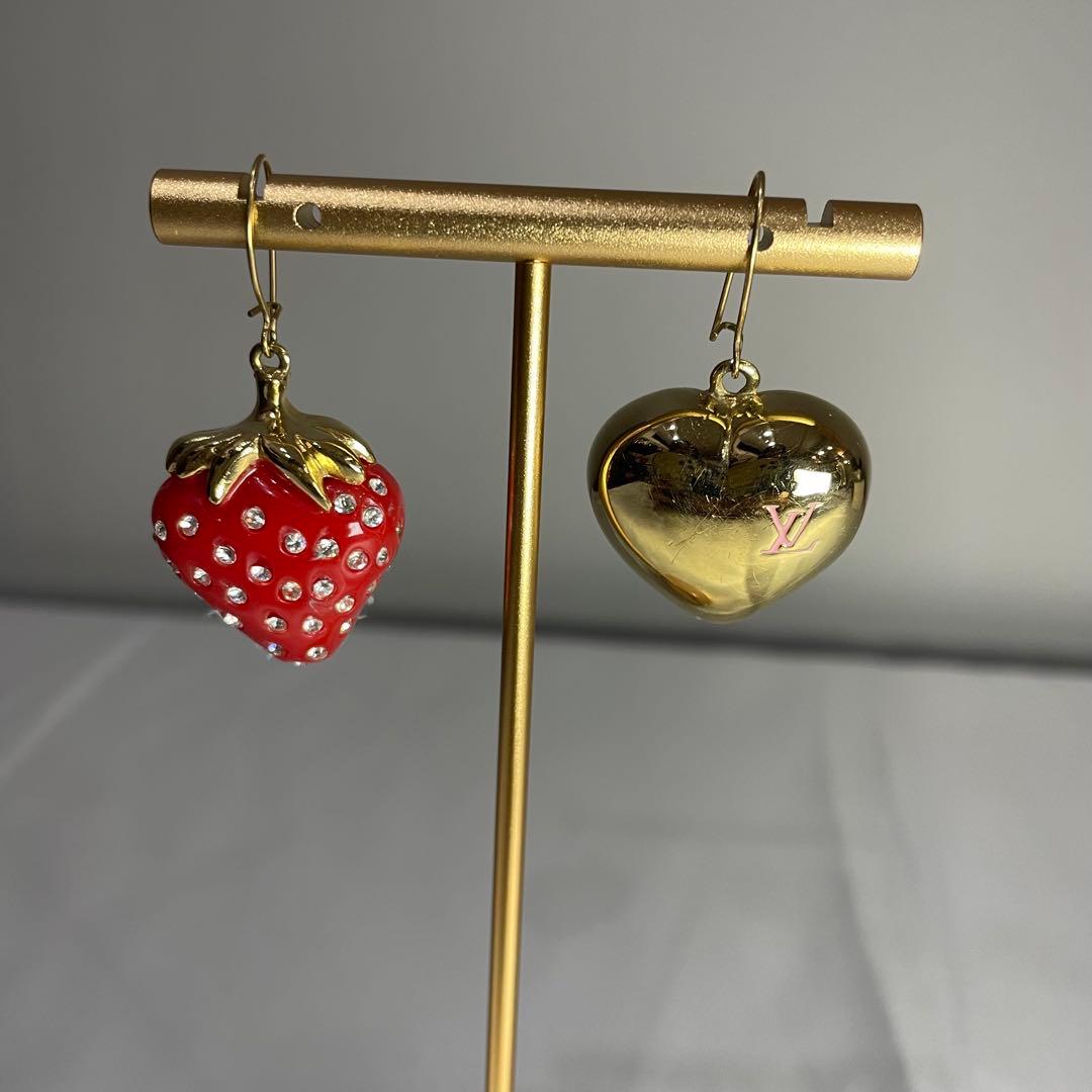【鑑定済み・美品】ルイ・ヴィトン ストロベリー＆ハート アシンメトリー ピアス