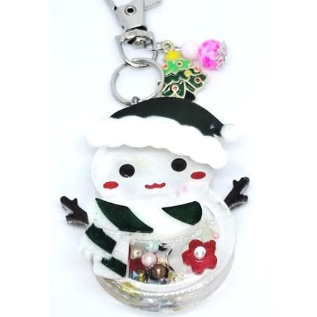 A雪だるまシェイカーキーホルダー　クリスマス　シャカシャカ　緑色