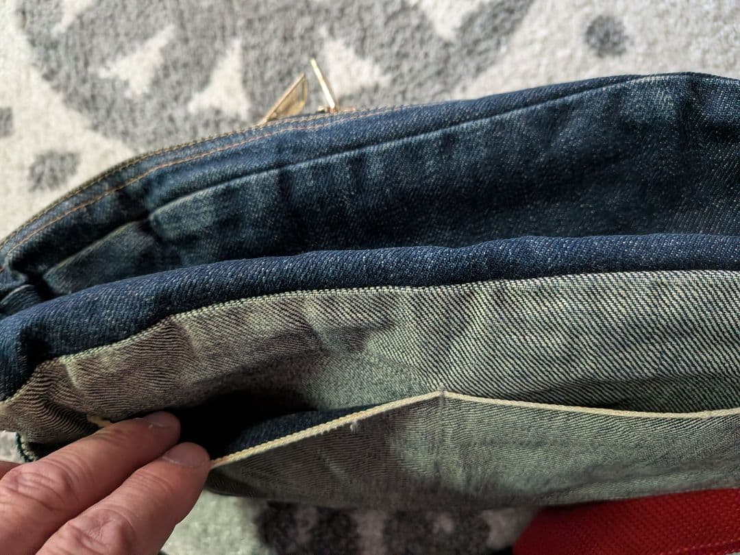 えびす　EVISU　ボディーバッグ　ウエストバッグ かもめマーク総刺繍　超レア