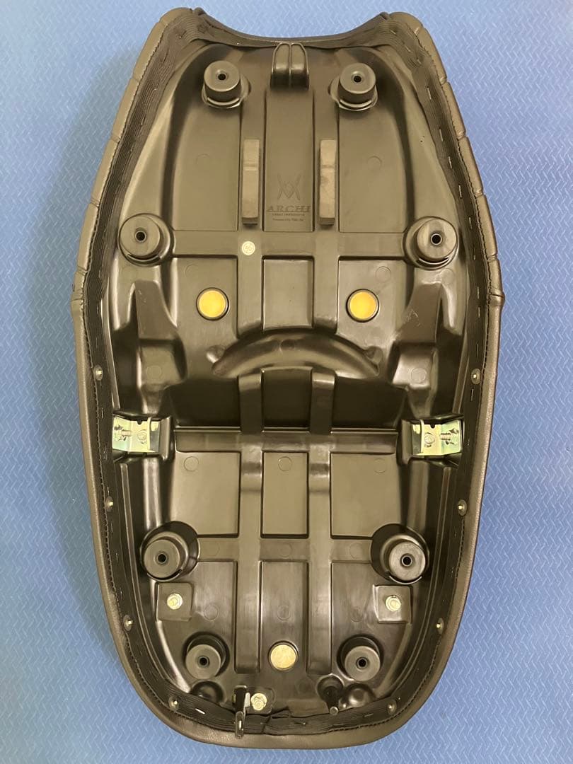 ARCHI アーキ　シート　ASSY カワサキ Z900RS 美品