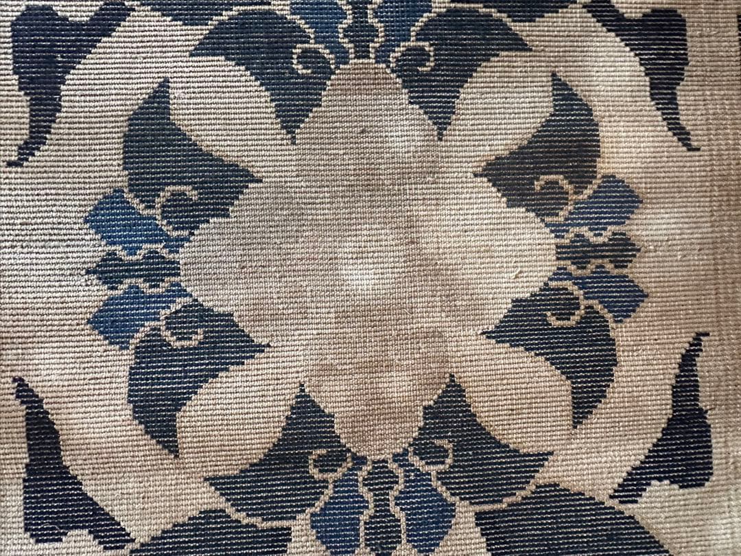 ビンテージ赤穂段通　伝統柄　専門家による修復とクリーニング済み