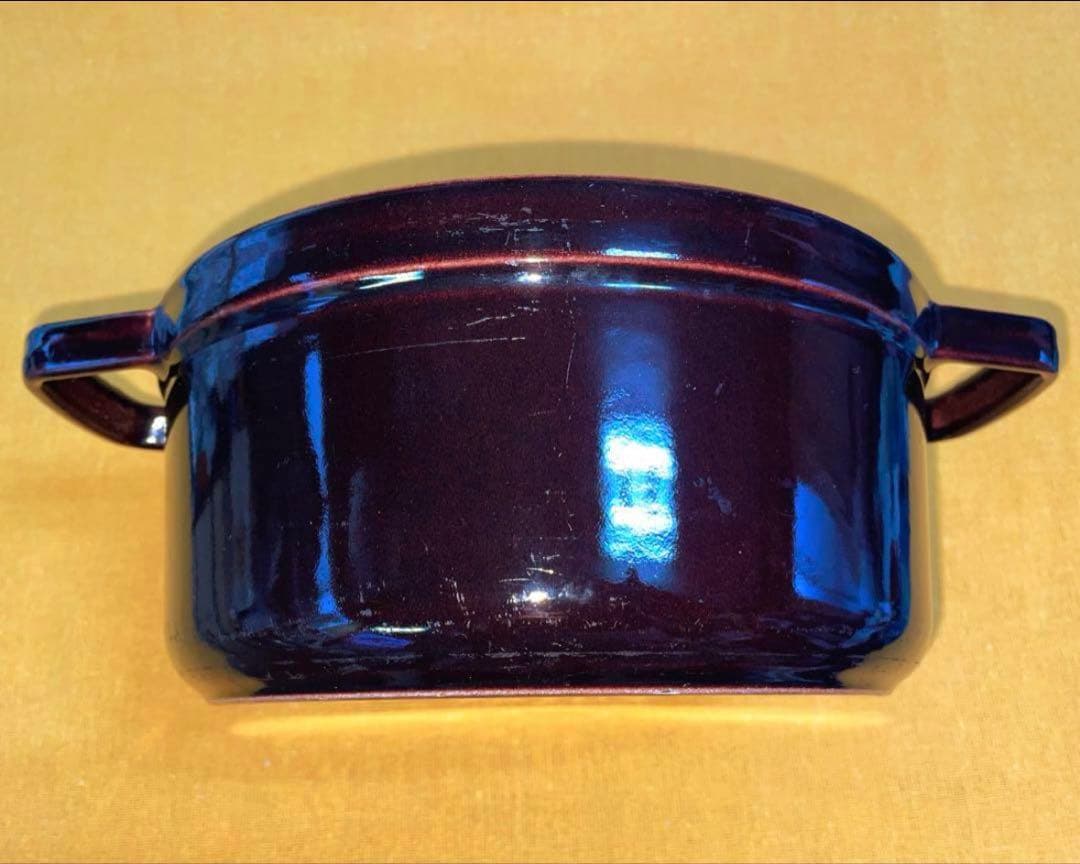 早い者勝ち‼️ 美品 ストウブ なんて美しい色 オーベルジン 22cm ホーロー鍋