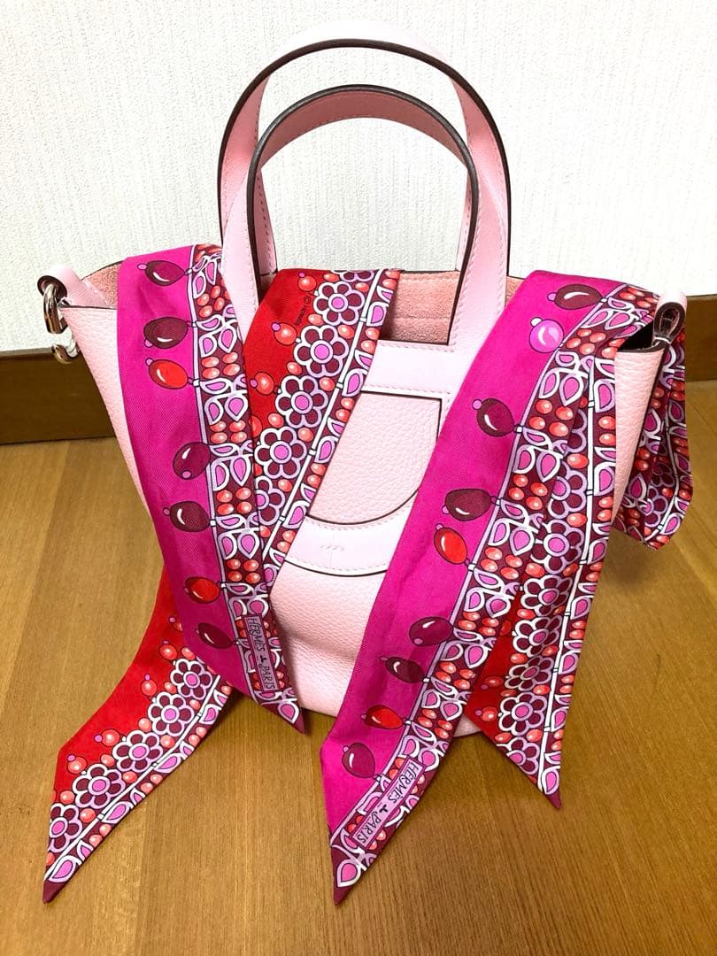 HERMES ツイリー2本組　マハラジャの装身具　赤ピンク系