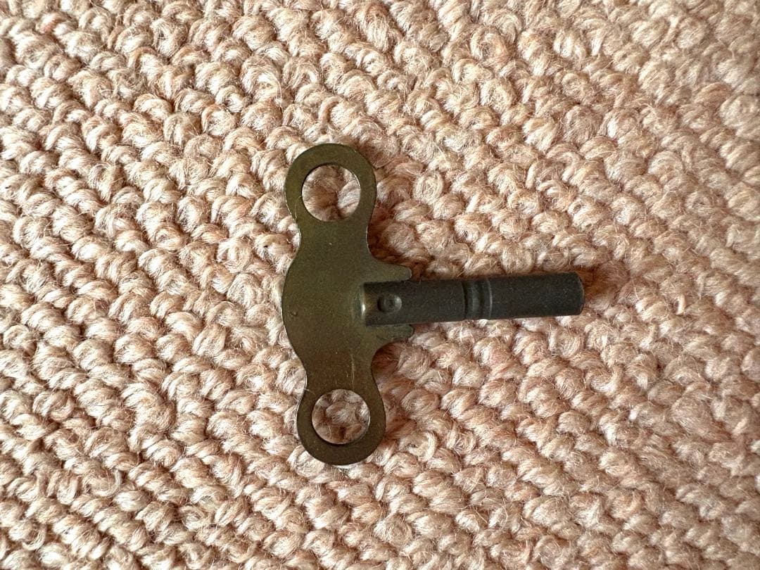 希少 ビンテージボンボン柱時計