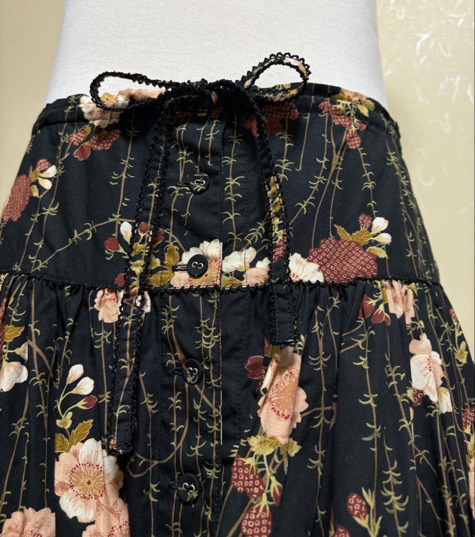 カネコイサオ　桜と柳　桜モチーフが可愛いスカート