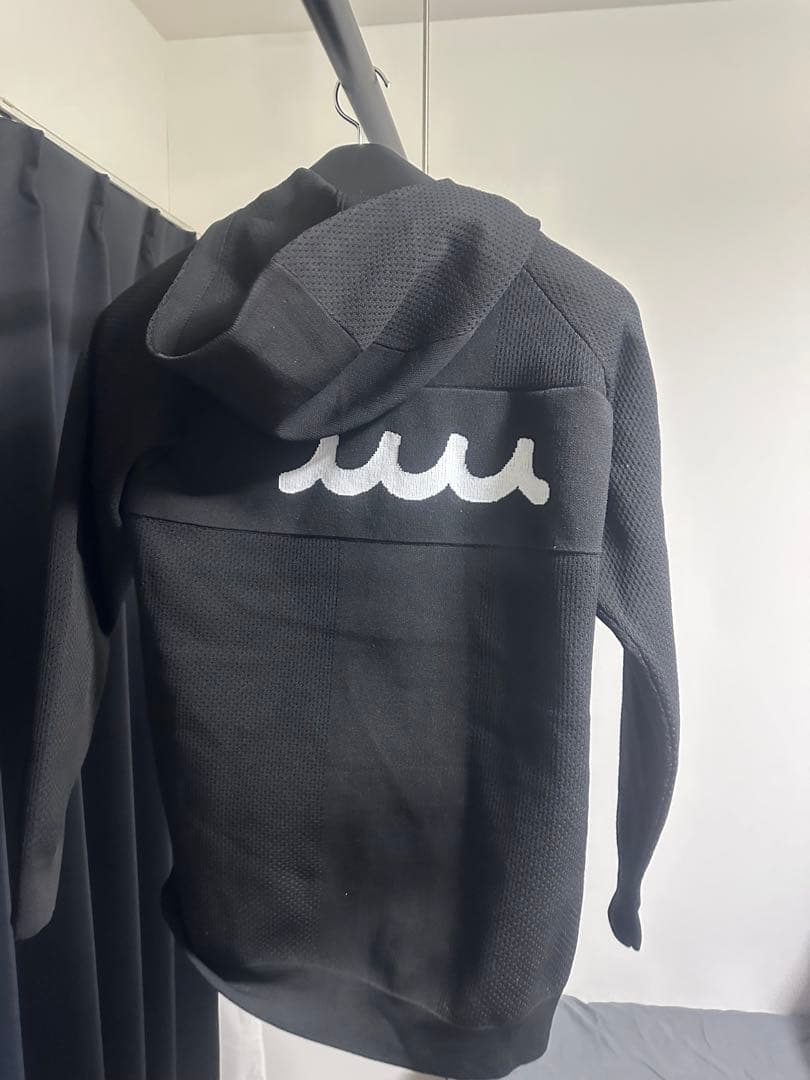 muta モールディングニット ジップアップパーカー　ブラック