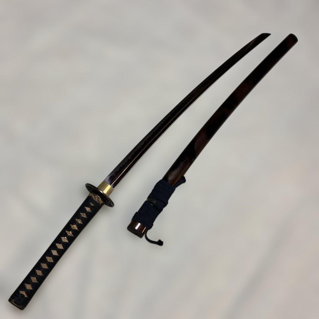 居合刀 濃緑柄 龍彫透し丸鍔 黒茶斑尾鞘