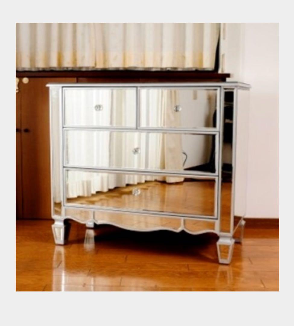 ミラーチェスト