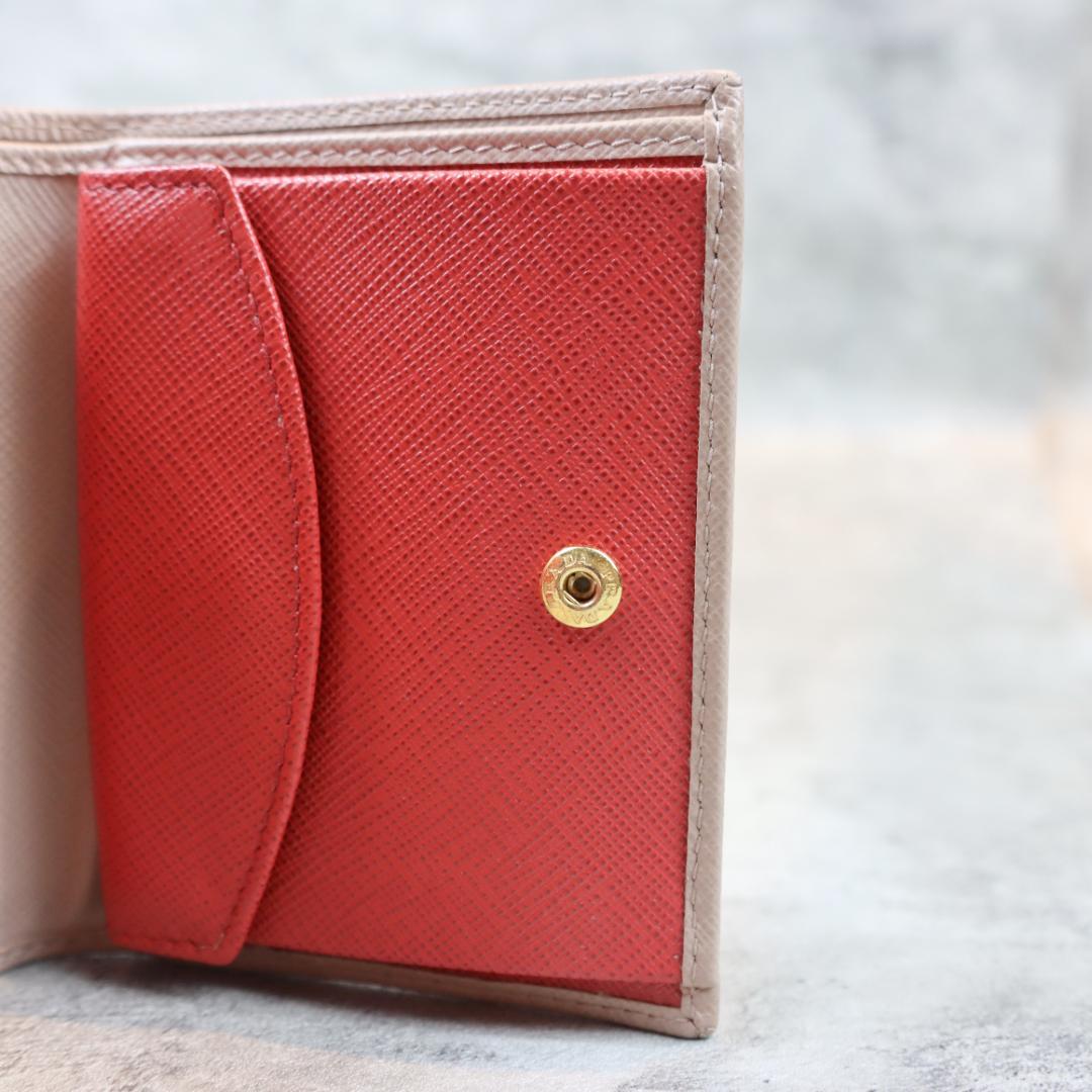 【超美品】PRADA プラダ サフィアーノ 二つ折り財布 付属品あり