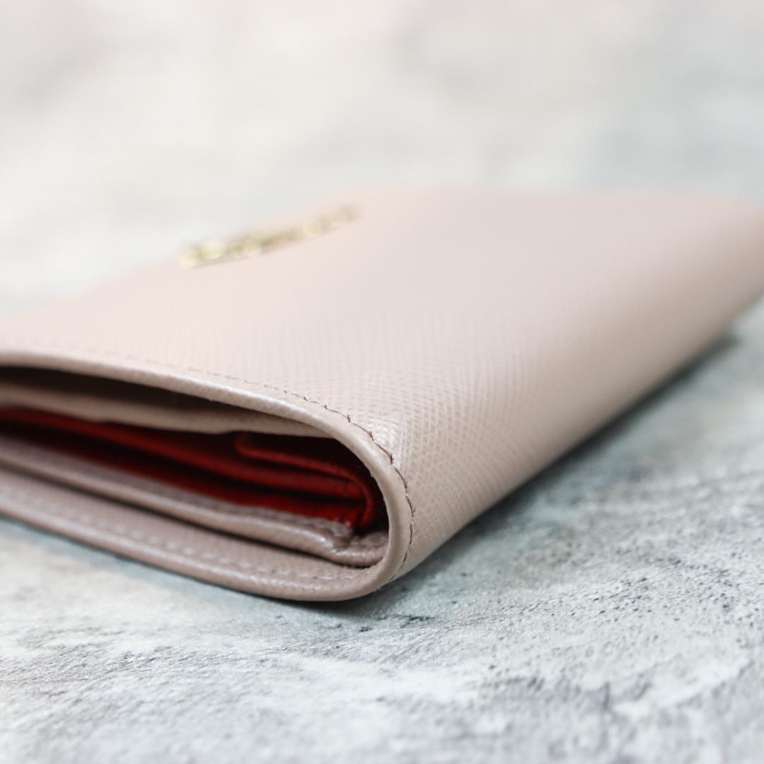 【超美品】PRADA プラダ サフィアーノ 二つ折り財布 付属品あり