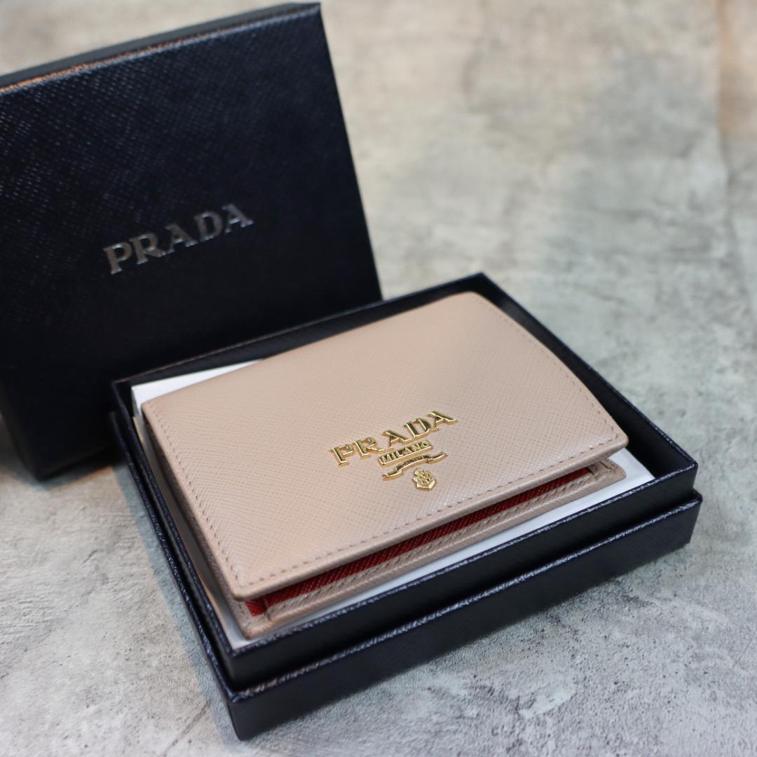 【超美品】PRADA プラダ サフィアーノ 二つ折り財布 付属品あり