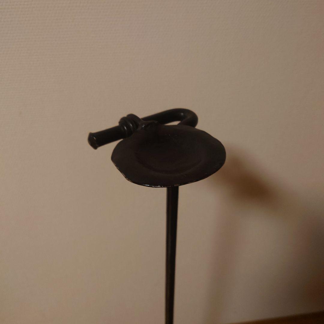 金属製スタンド型オブジェ 　灰皿　鉄　アイアン