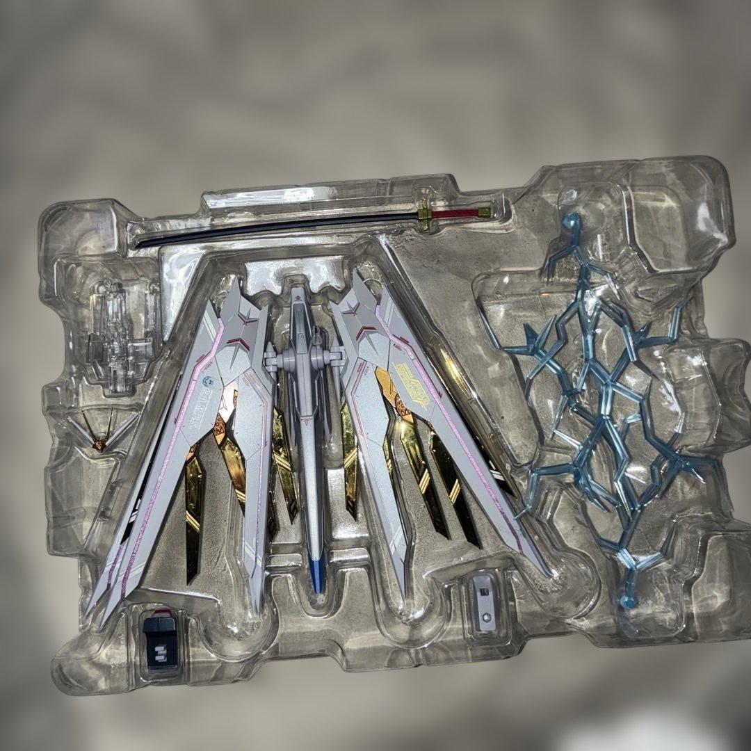 メタロボストフリ弐式初音ミク、ストフリ弐式、プラウドディフェンダー、shラクス