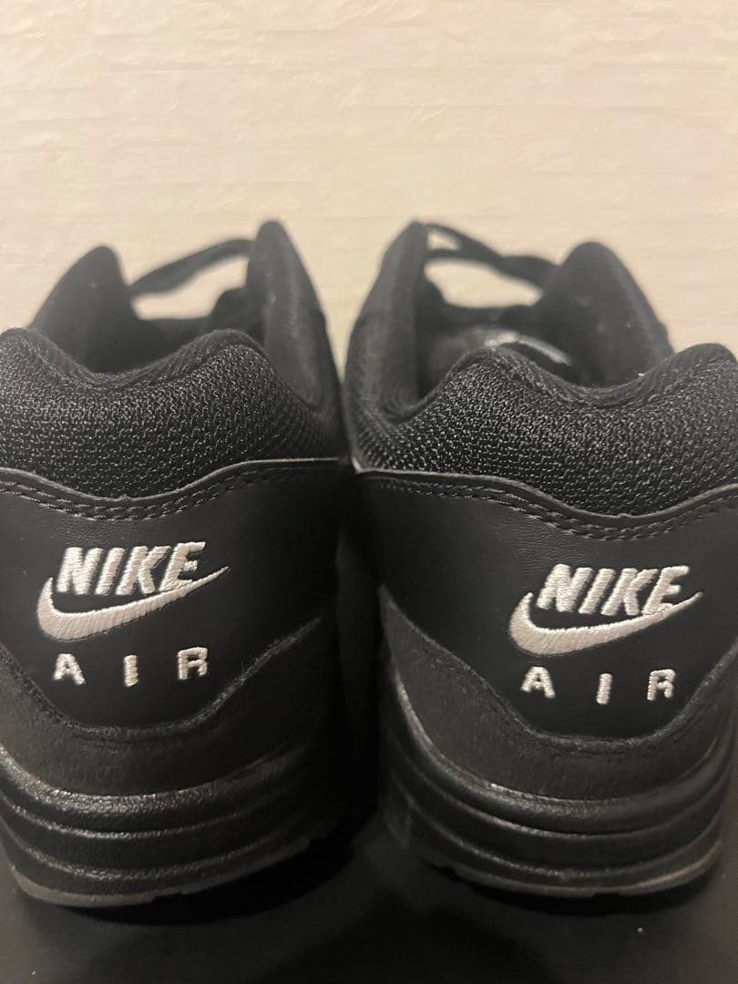 Air Max 1 ブラックスニーカー※値段交渉可
