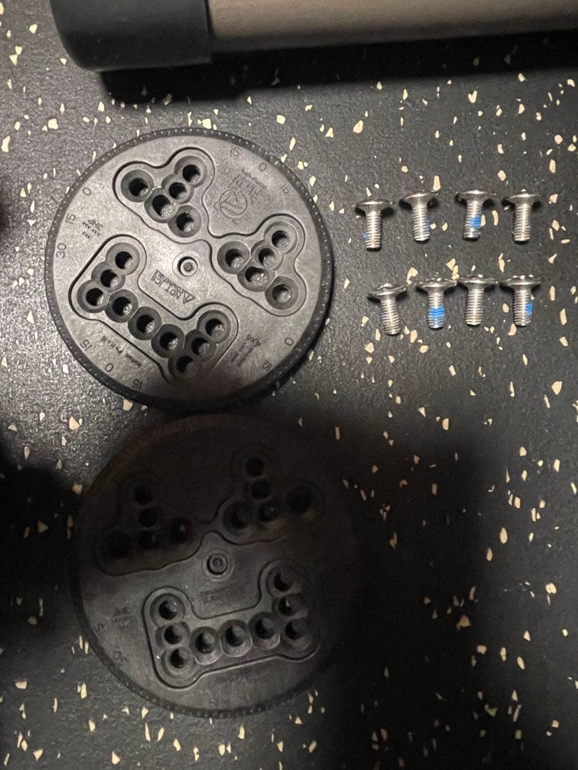 FLOWスノーボードビンディング 黒 Lサイズ リアエントリー