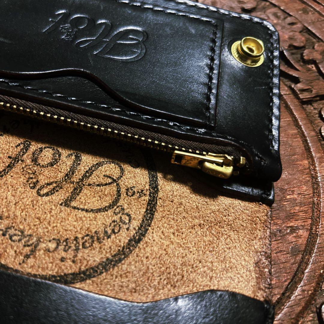 トラッカーウォレットミドル　クロムエクセル　Hotleather