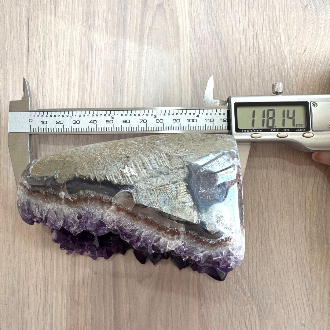 【ハイクォリティ】 ウルグアイ産　アメシストカットベース