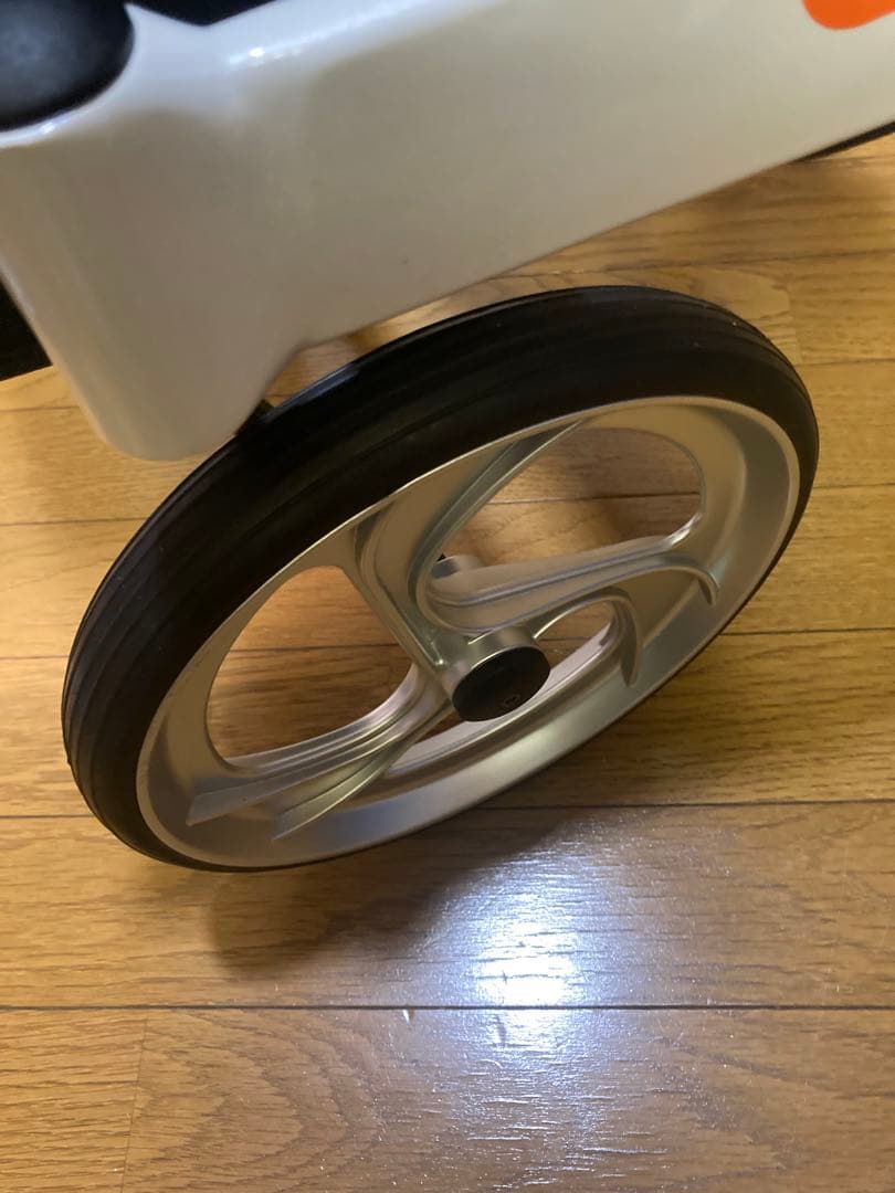 カワムラサイクル　歩行器　KW40