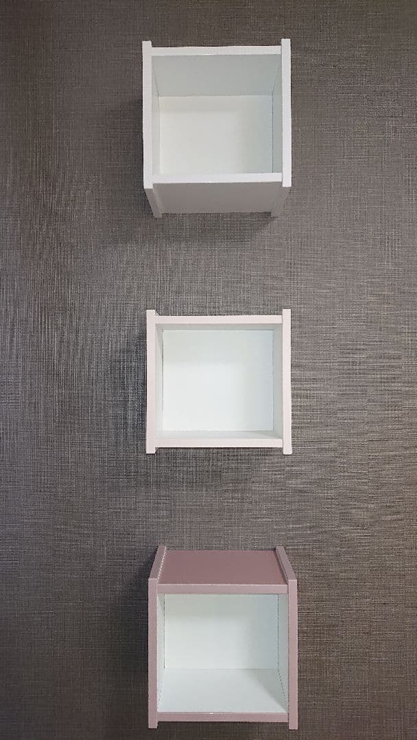 壁面飾り棚 白-薄いピンク-ピンク3個セット