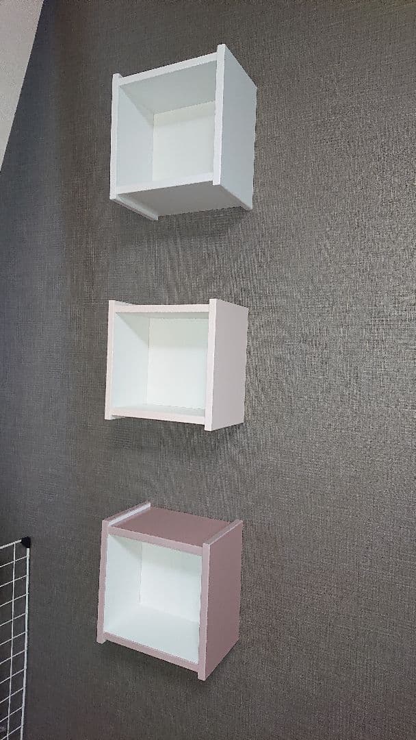 壁面飾り棚 白-薄いピンク-ピンク3個セット