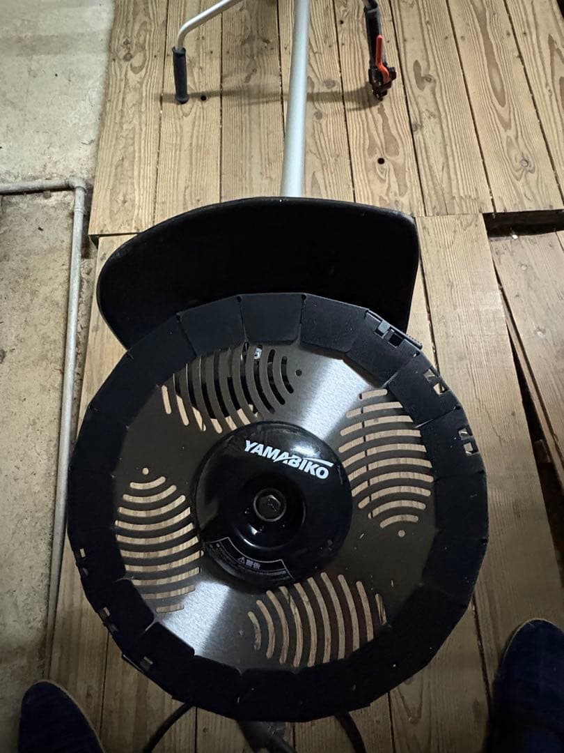 プロ用刈払機　共立sre2731pAVS搭載26cc