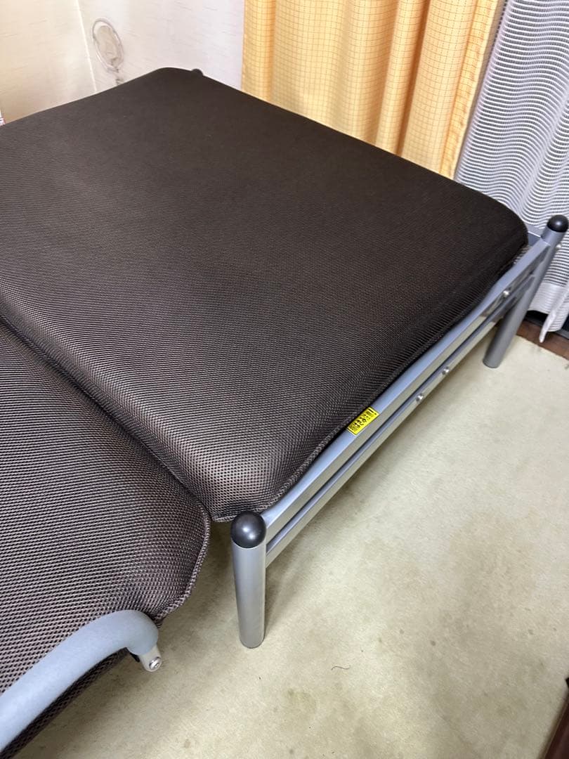 みつこ様【ほぼ新品！早い者勝ち！】ダークブラウン 折りたたみベッド