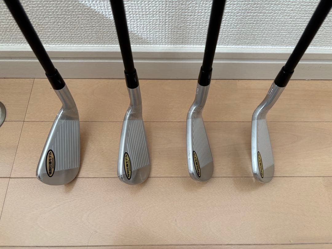 【新品未使用】ブリジストン 258CBP 7〜PW 4本 Travil 95S