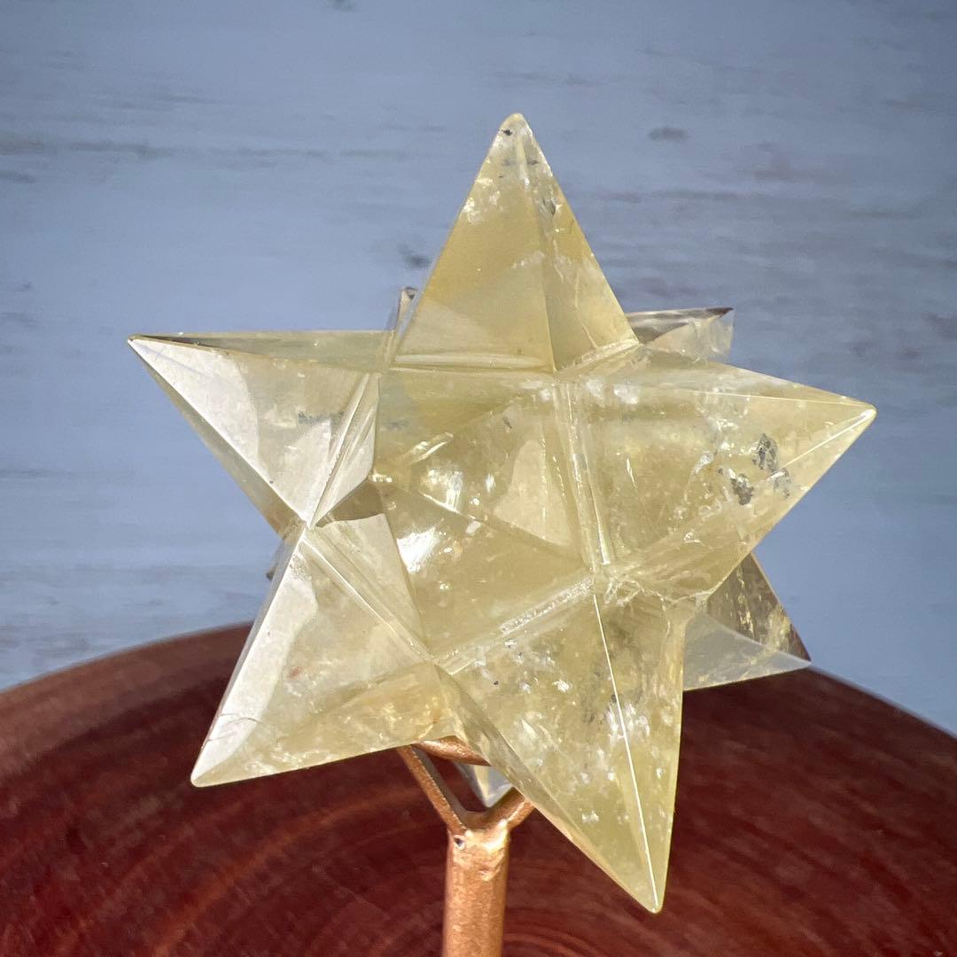 天然石　マカバスター　シトリン　台座付き