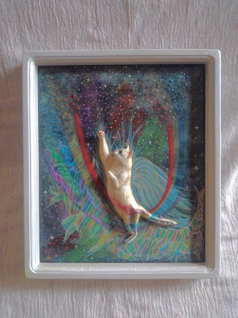 木彫りの猫 虹の橋の壁掛け