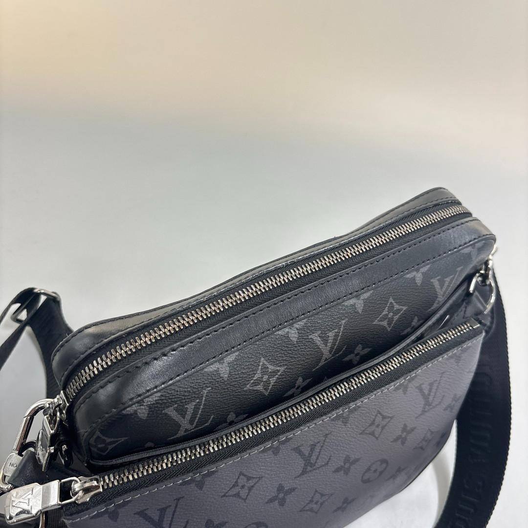 極美品 ルイヴィトン モノグラムエクリプス トリオメッセンジャー メンズ