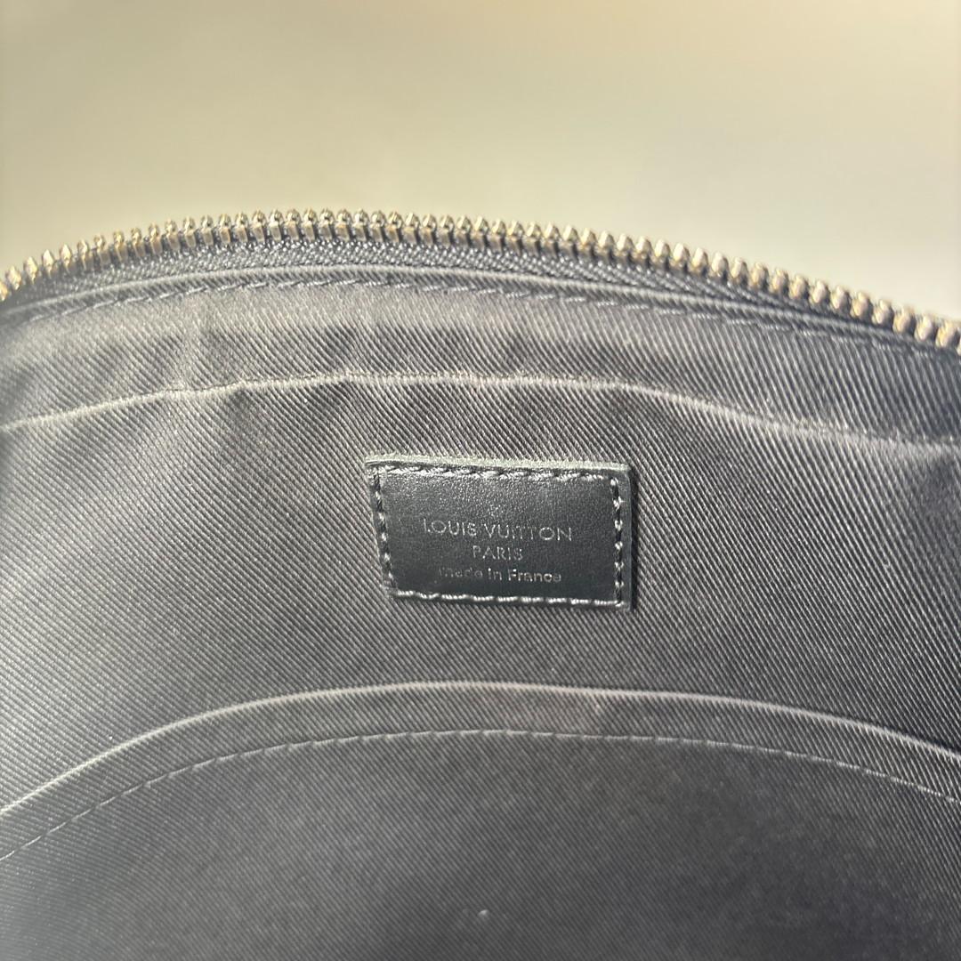 極美品 ルイヴィトン モノグラムエクリプス トリオメッセンジャー メンズ