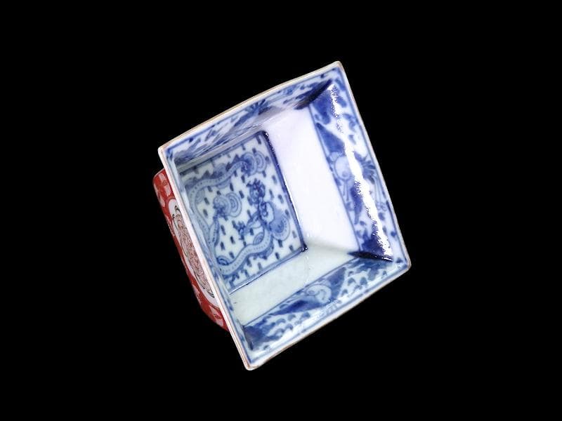 大聖寺伊万里　金唐草に獅子　石畳花枡紋の図　四方角向付　D508AS-DCm