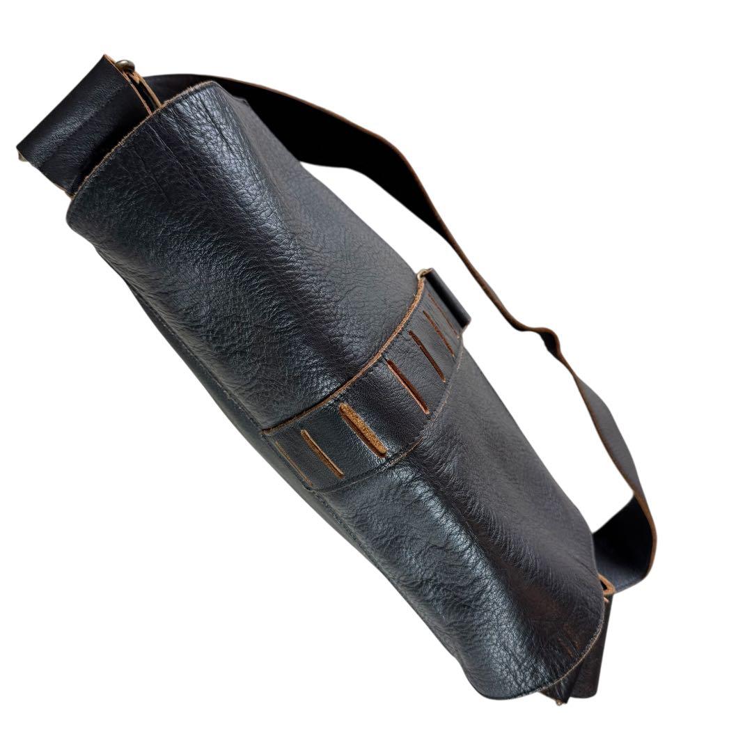 【6/10限定価格】Y’s ワイズ　ショルダーバッグ　メッセンジャー　レザー　黒