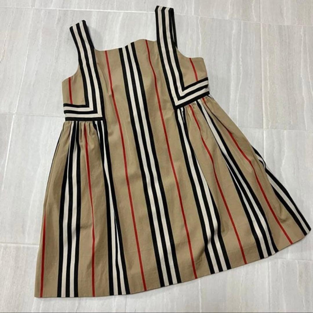 バーバリー　アイコンストライプのワンピース 2Y