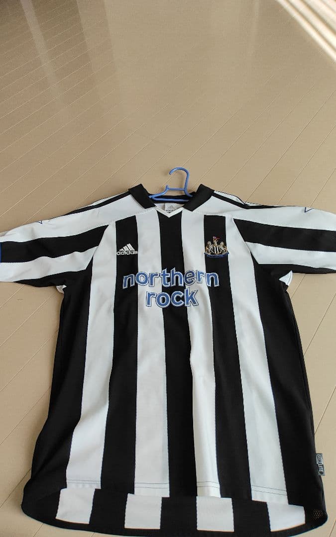 Newcastle United adidas シャツ 32 ROBERT