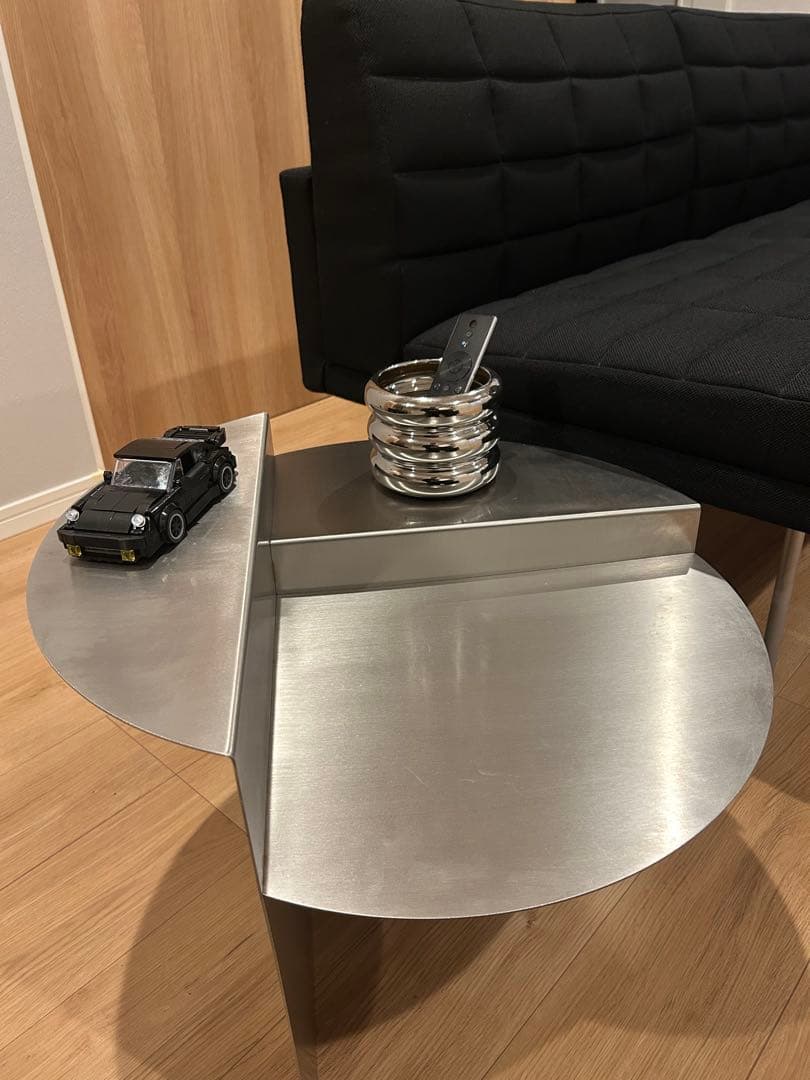 最終お値引きします！ステンレステーブル　とても綺麗な状態です。