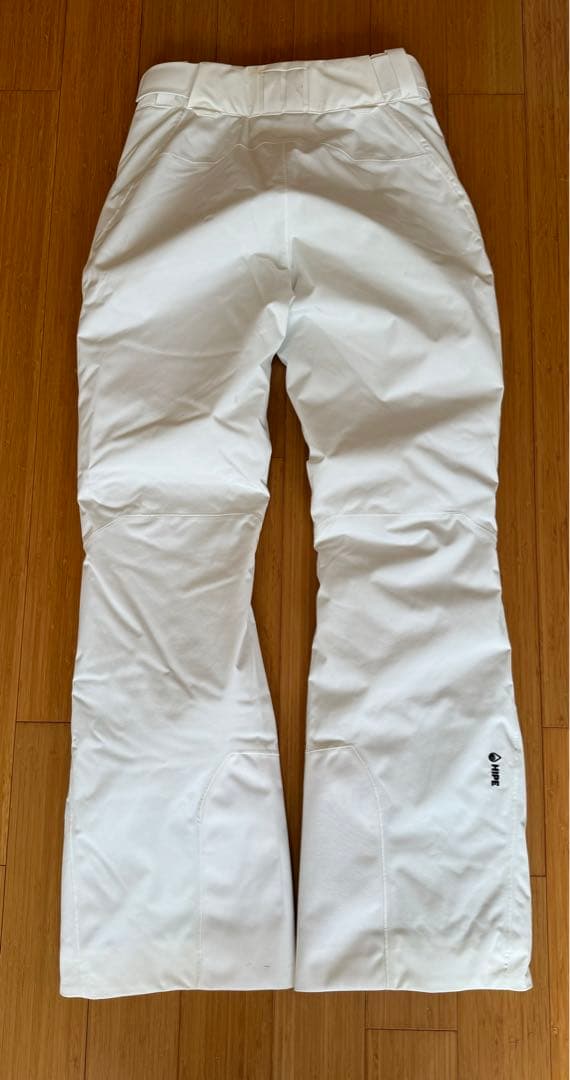 ピークパフォーマンス　アニマ　スキーウェアセット ホワイト