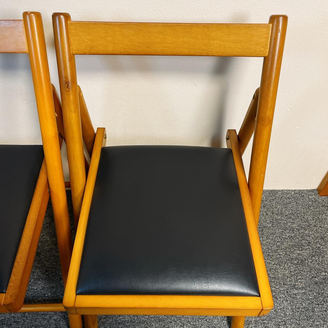 美品　２脚セット　不二貿易　折りたたみ椅子 合成皮革　フォールディングチェアー