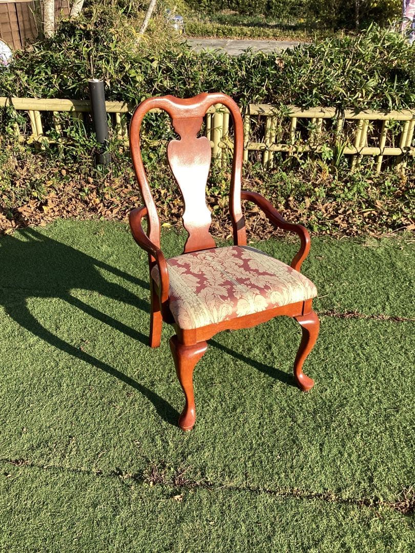 ダイニングチェア　猫脚　クラシカル　アームチェア　椅子