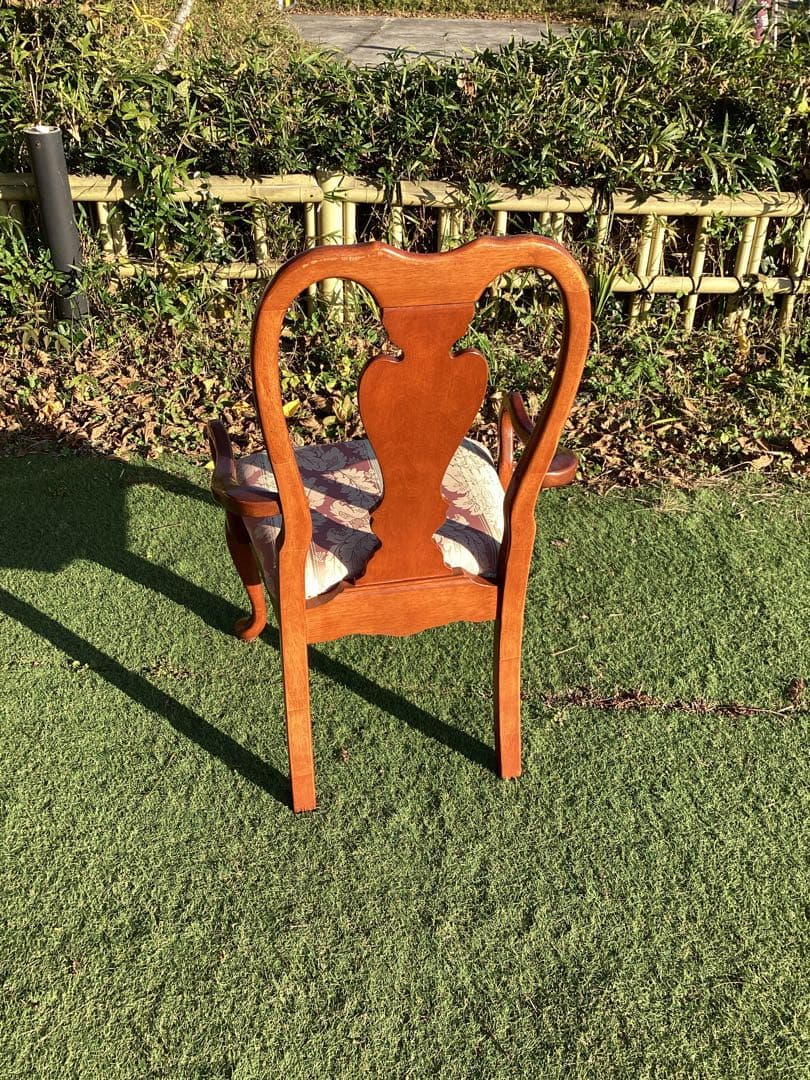 ダイニングチェア　猫脚　クラシカル　アームチェア　椅子