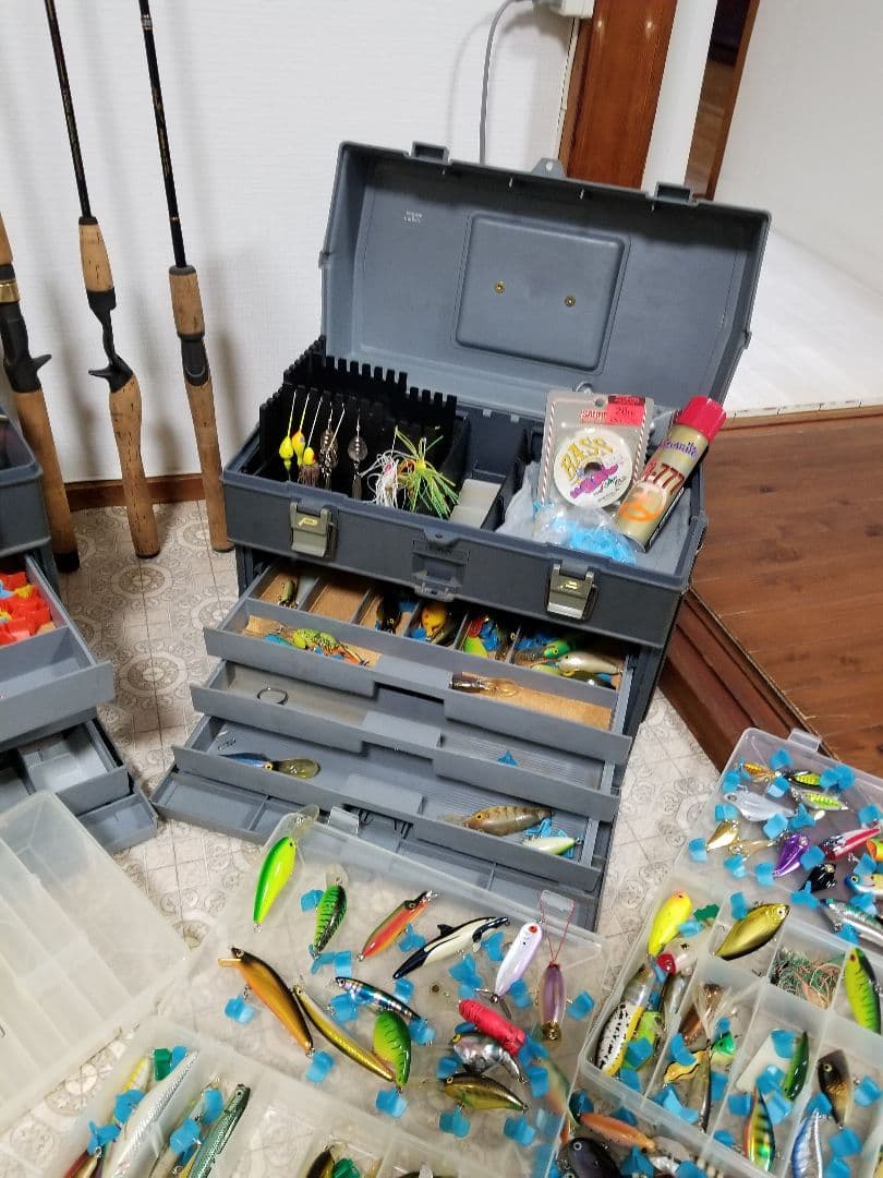 二本はゴールドサーメッとです。