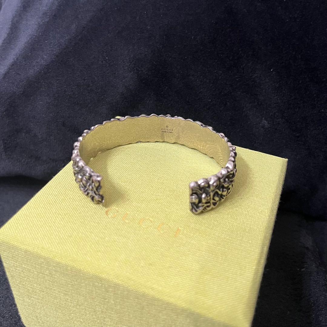 GUCCI ライオン　たてがみ　バングル　ブレスレット