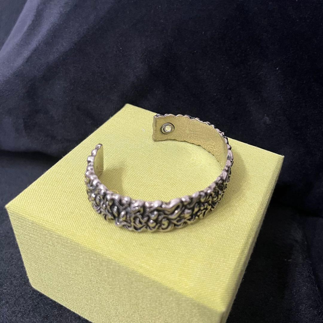 GUCCI ライオン　たてがみ　バングル　ブレスレット