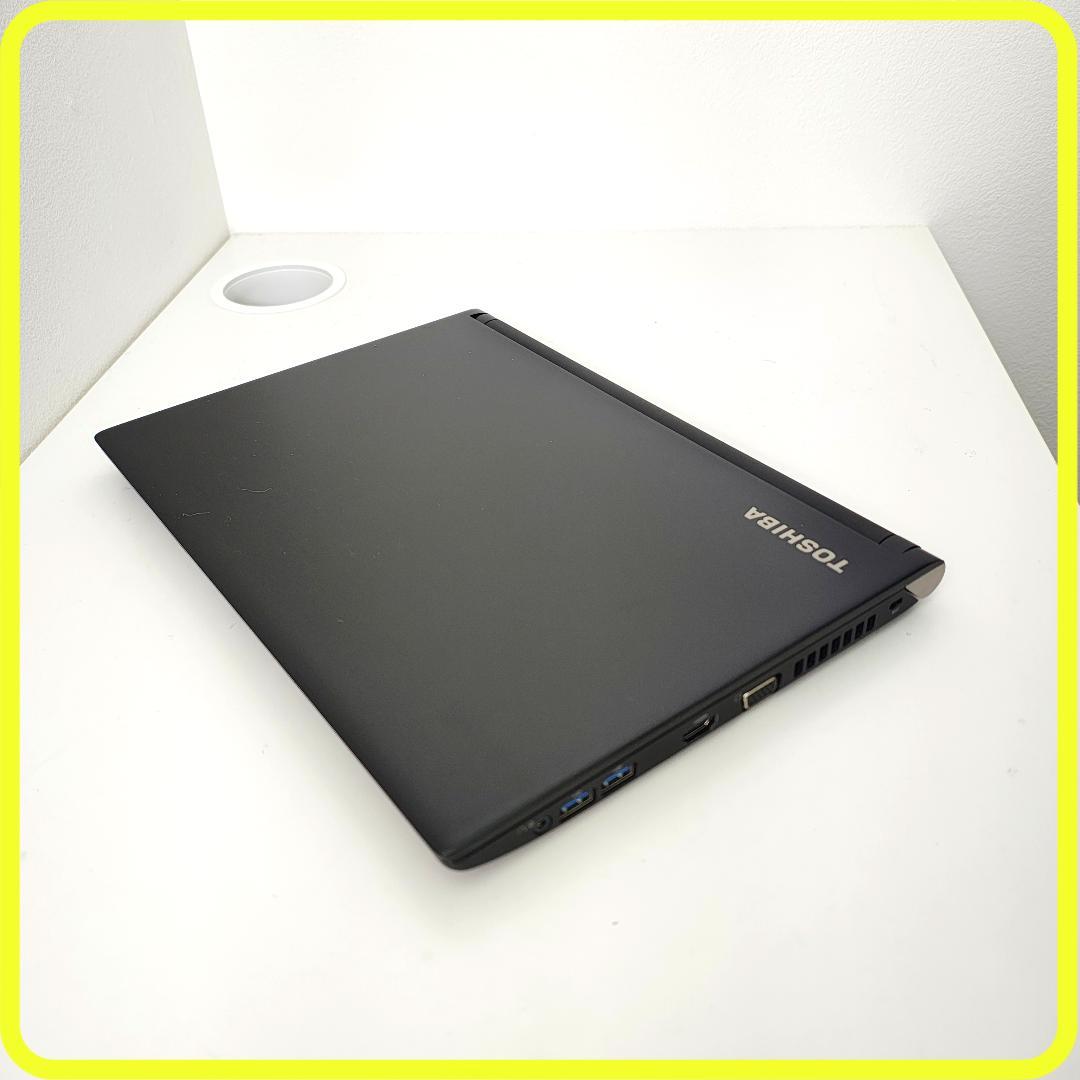 薄型軽量　SSD⭐️windows11　ノートパソコン　office　806